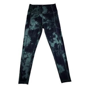 Victoria's Secret Green and Black Soft Essential Pocket 7/8 Crop Legging Size 6